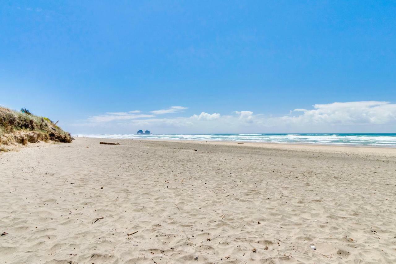 Calm Waters Villa Rockaway Beach Exteriör bild